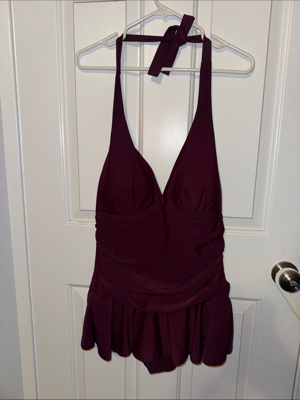 SEA & SAND One Piece Skirted Padded Swimsuit burgundy size 14